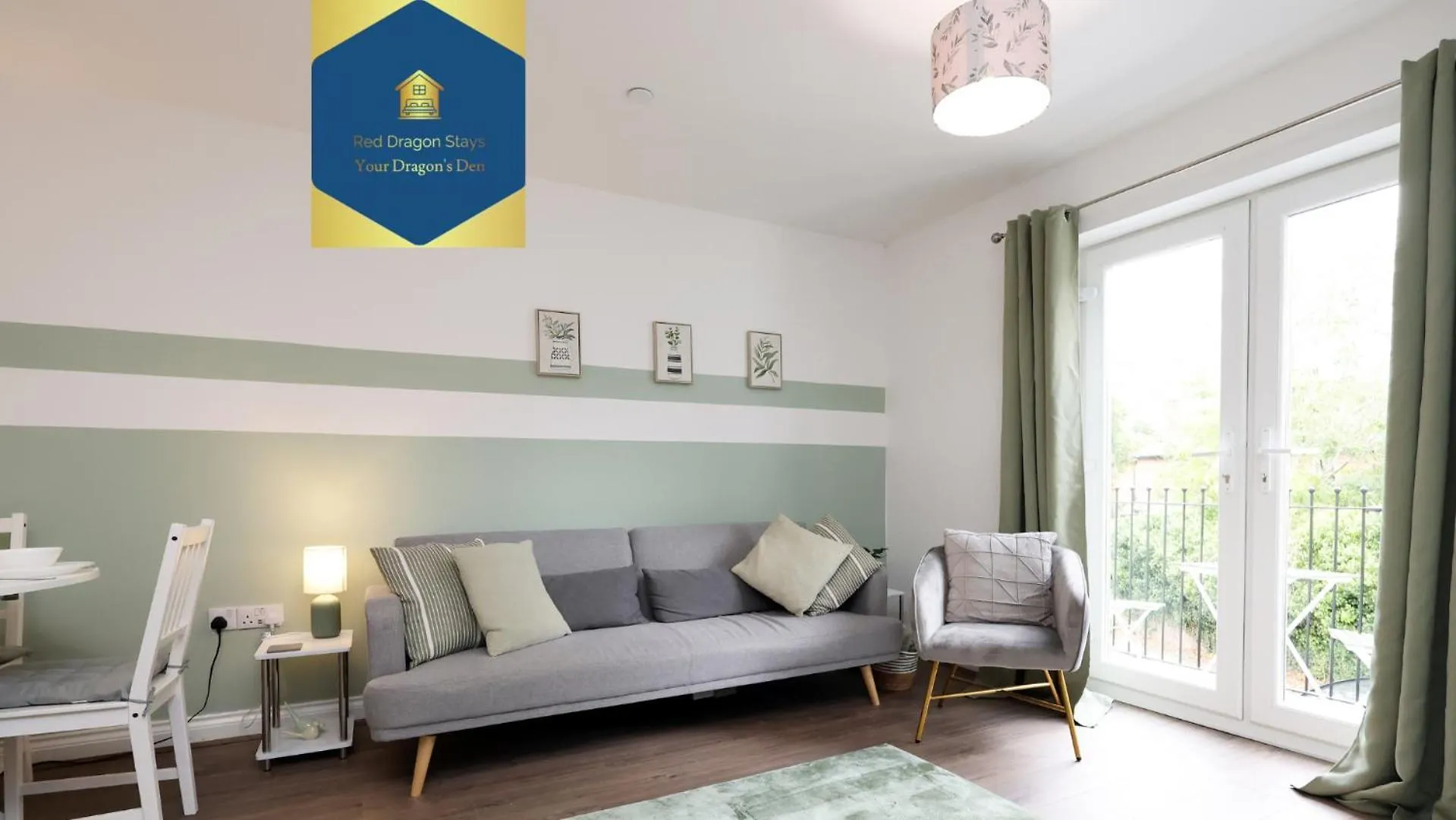 Large 2 Bed Central Apartment With Balcony And Private Parking Cardiff 0*,  United Kingdom