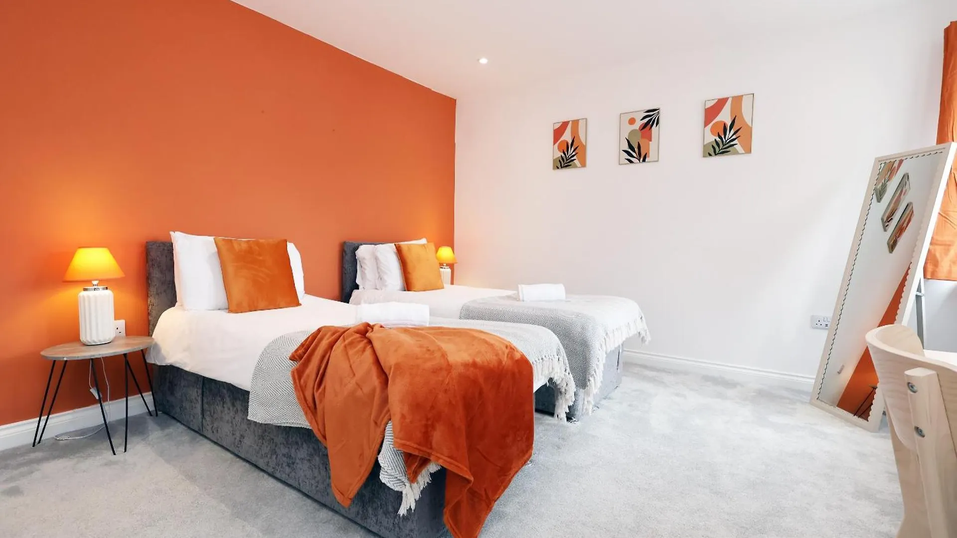 Holiday home Large 2 Bed Central Apartment With Balcony And Private Parking Cardiff United Kingdom